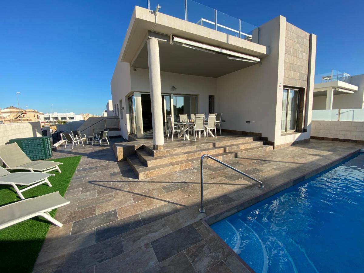 Villamartin Dehesa de Campoamor  المظهر الخارجي الصورة