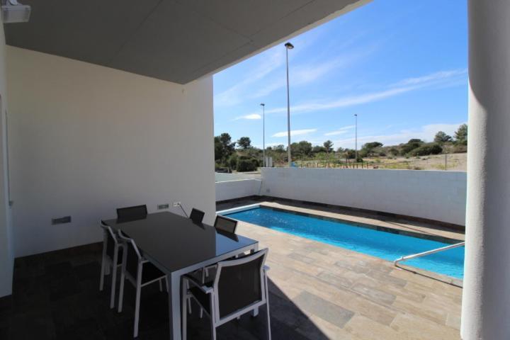Villamartin Dehesa de Campoamor  المظهر الخارجي الصورة